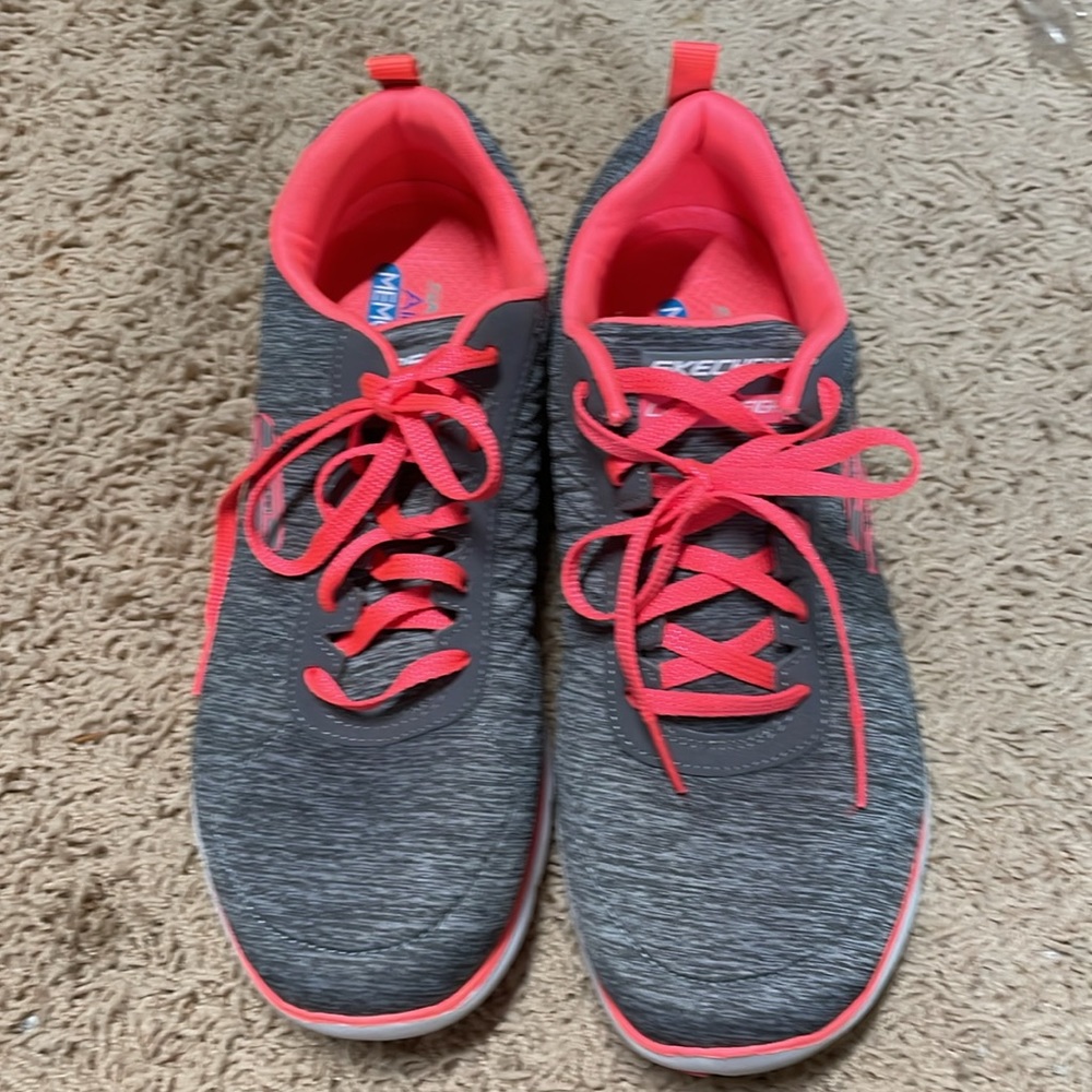 Skechers Air- Cooled Memory Foam Flex Sole.. Worn… - image 4